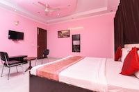 OYO 8534 Paradise Inn