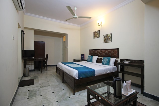 OYO Hotel Kishan Kunj