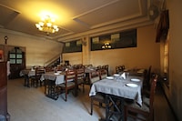 OYO Hotel Kishan Kunj