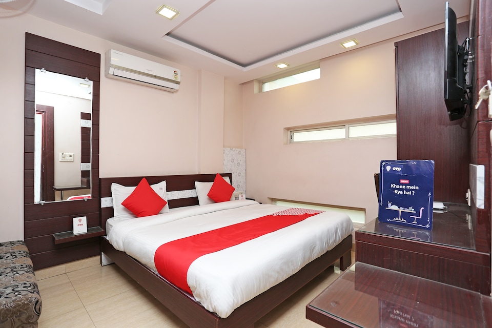 OYO 8568 Hotel Kishan Villas, M P Nagar Bhopal, भोपाल