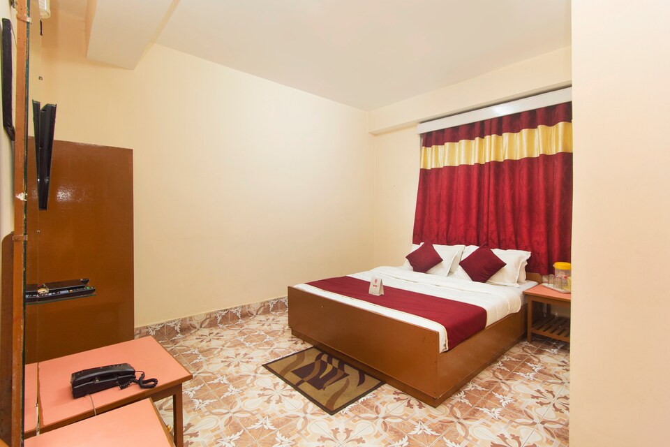 OYO 8569 Hotel Himalayas, MG Marg Gangtok, Gangtok