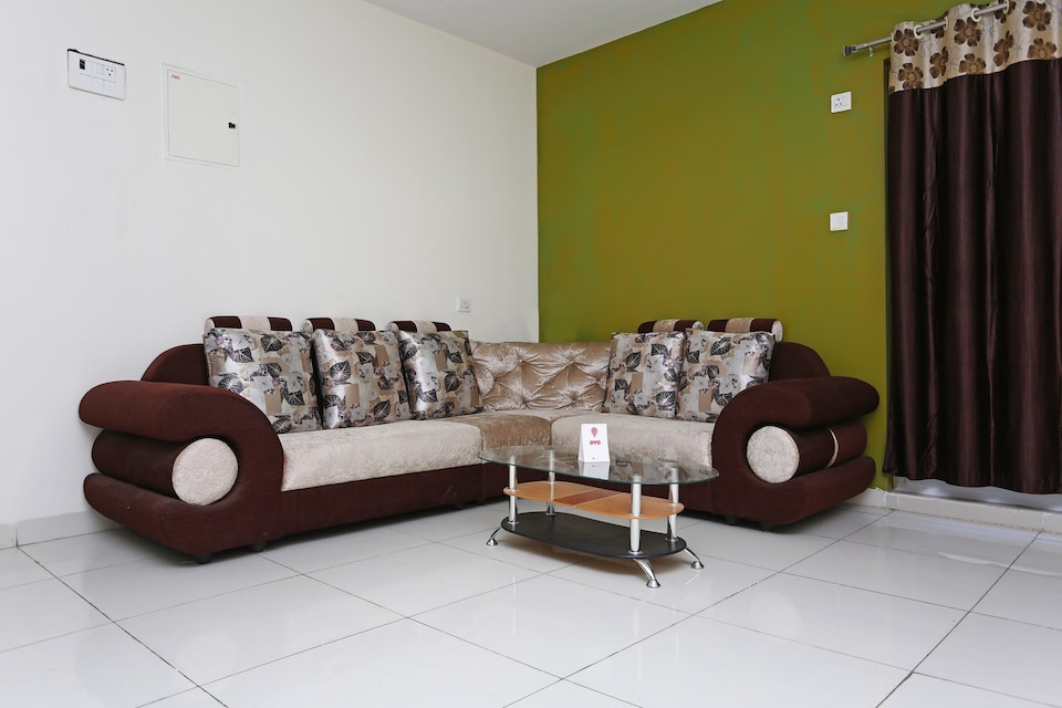 OYO Dwell Suites, Madhapur, हैदराबाद