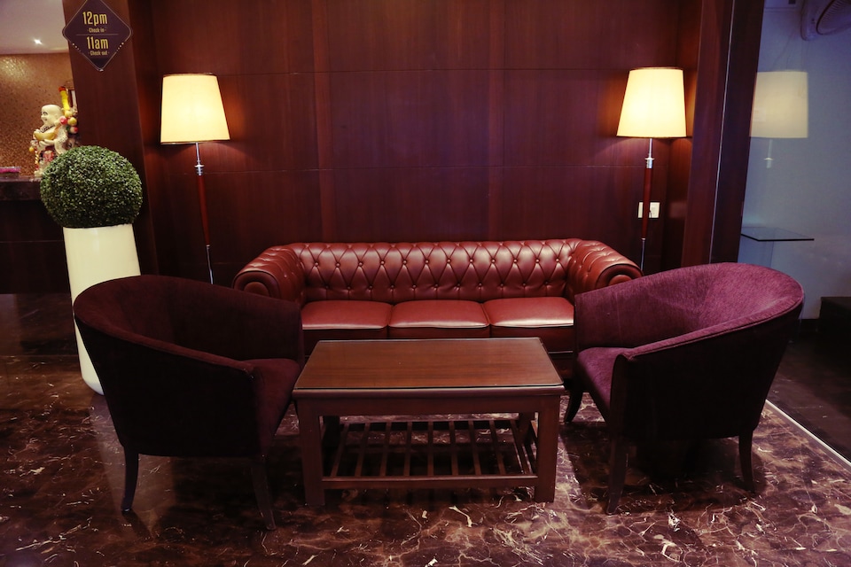 OYO 1192 Hotel Grand Emerald, Pimpri Pune, Pune