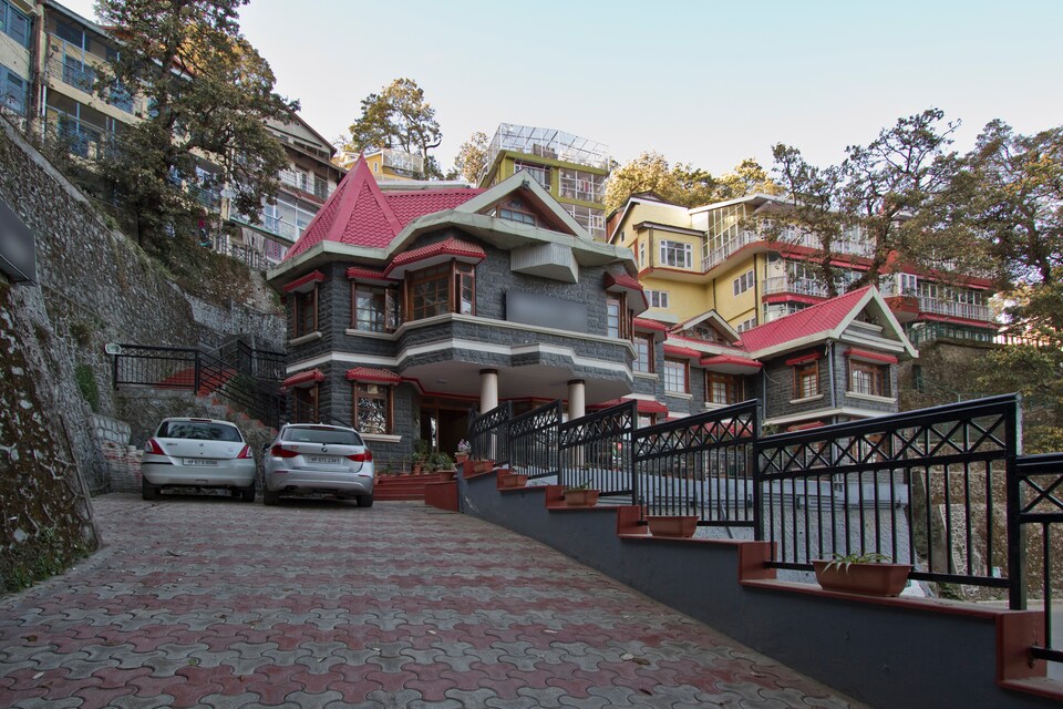 OYO 8599 Wingait Inn, The Mall Road-Shimla, Shimla