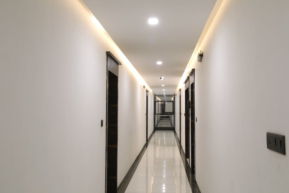 OYO 8600 Hotel Deepali Executive, Cidco, Aurangabad