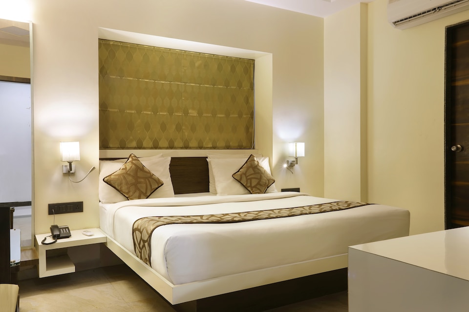 OYO 8600 Hotel Deepali Executive, Cidco, Aurangabad