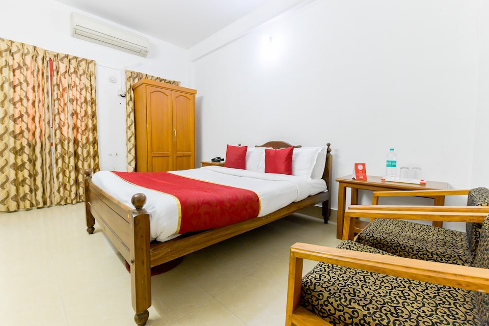 OYO 6712 Hotel Malabar House, MG Road Kochi-II, Kochi