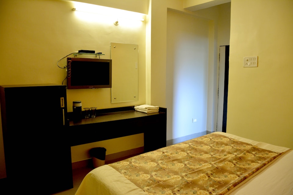 OYO 8621 Dreamland Hotel, Lonavala, Lonavala