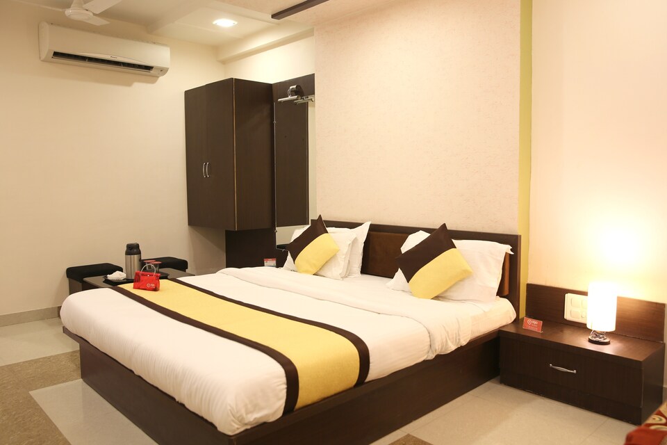 OYO 1196 Hotel Royal Heritage, Mount Abu, Mount-Abu