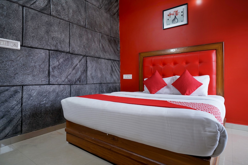 OYO 8653 Achus Inn, Munnar City Munnar-II, Munnar