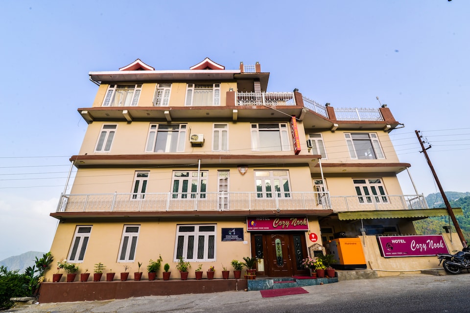 OYO 8660 Hotel Cozy Nook, Banikhet, Dalhousie