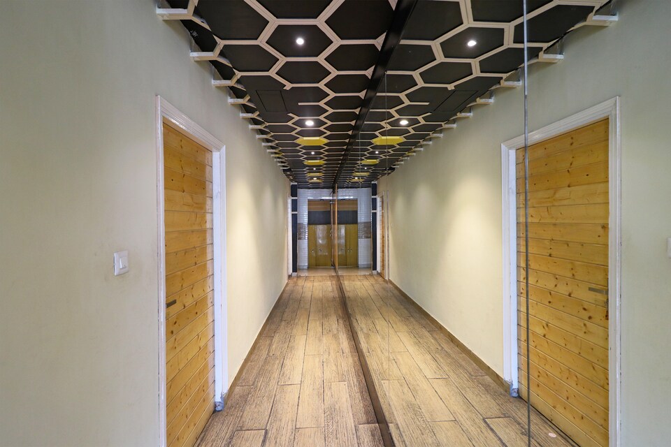 OYO 8672 Hotel Friends, Tikonia Haldwani, Haldwani