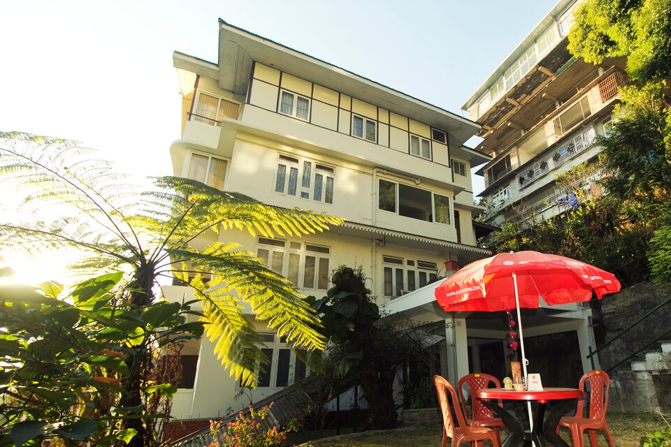 OYO 8682 Hotel Holiday Hill, Gangtok, गंगटोक