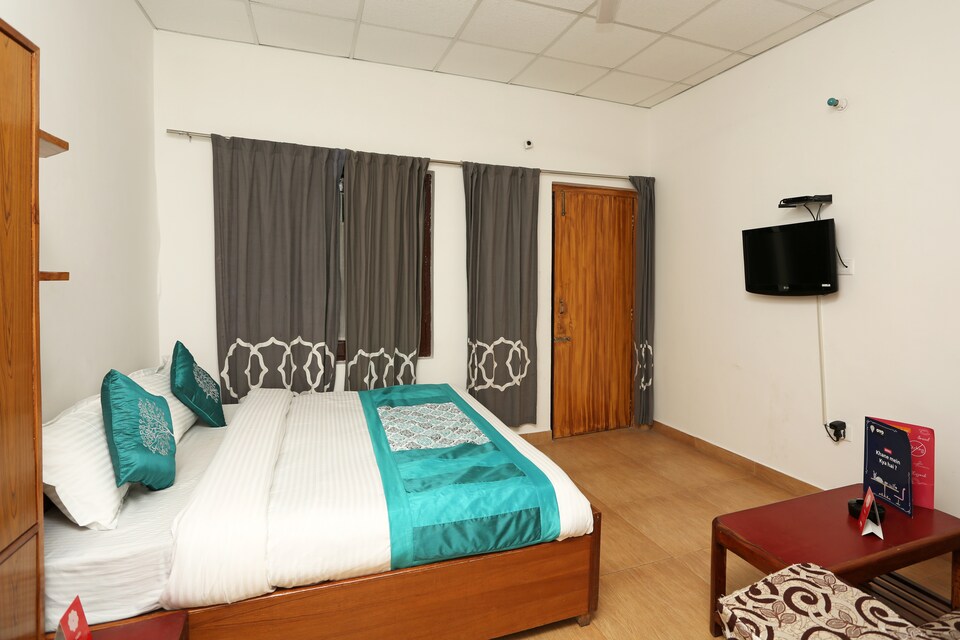 OYO 8697 near Pawna Lake, Lonavala, Lonavala