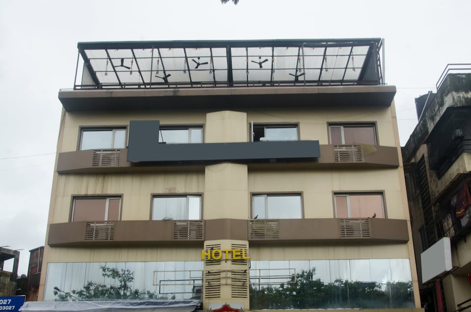 OYO Flagship 553 Vashi, Mumbai-Vashi-Turbhe-Sanpada, Mumbai