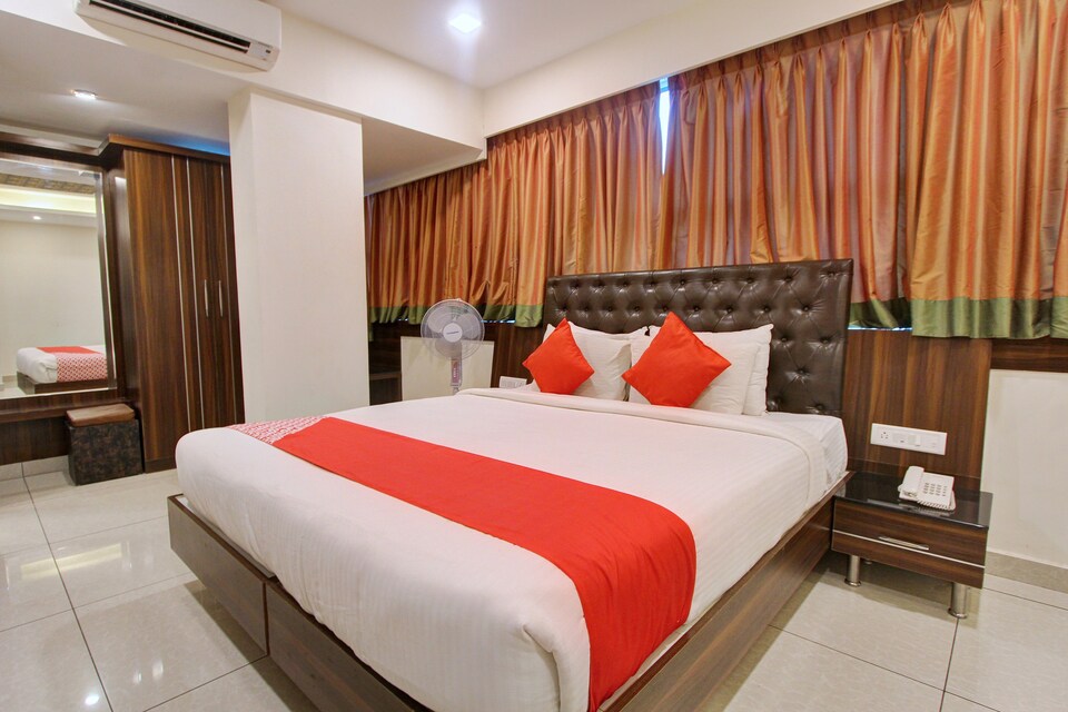 Capital O 8846 Golden Amulya, Yehalanka Bangalore, Bangalore