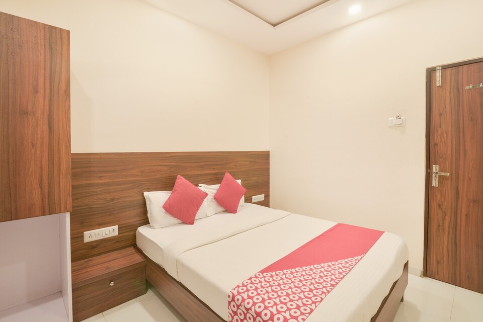 OYO 8705 Hotel Garden Park, Mumbai BKC, Mumbai