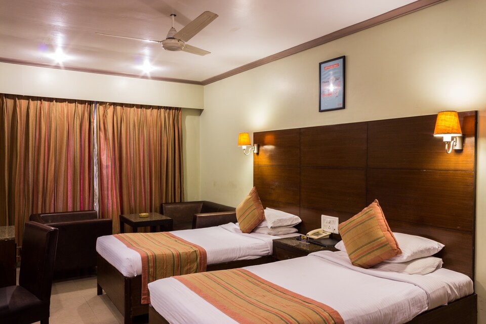 OYO 1205 Hotel Kings International, Juhu, Mumbai