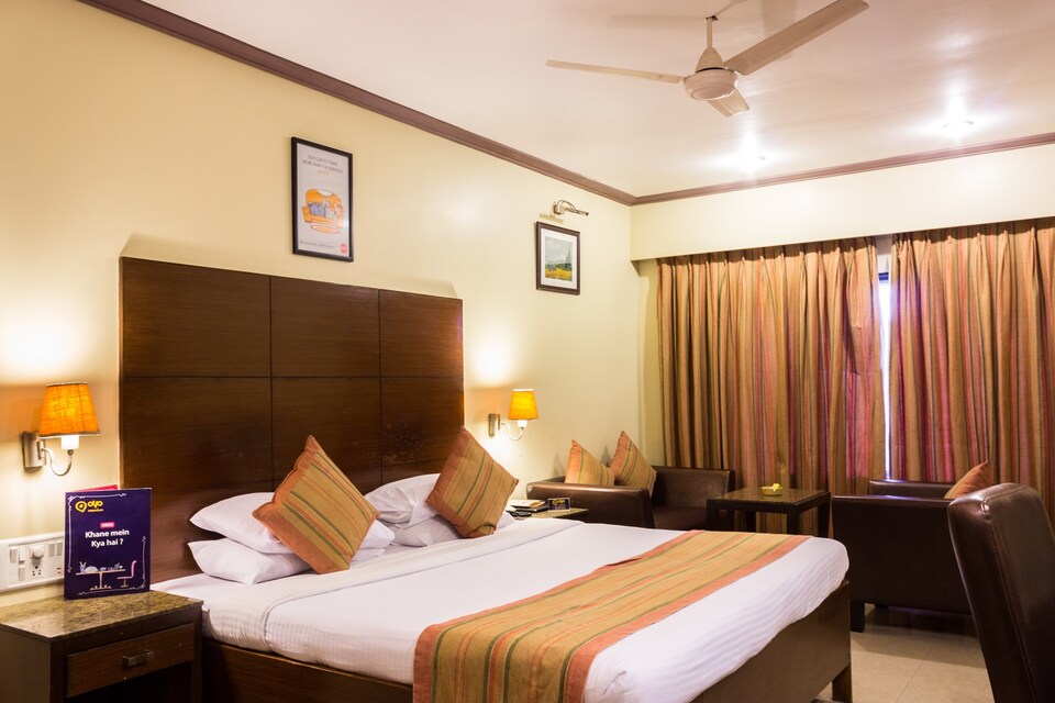 OYO 1205 Hotel Kings International, Juhu, Mumbai