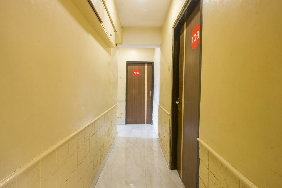 OYO 8850 J K Regency, Mumbai SEEPZ, Mumbai