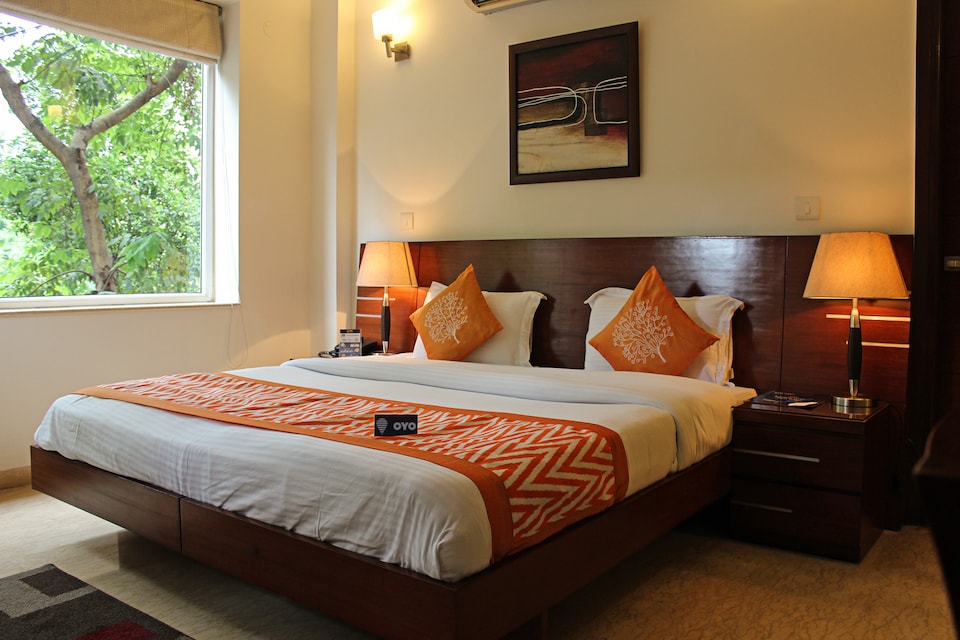 OYO 1207 Hotel Ahuja Residency, Pragati Maidan Delhi, Delhi