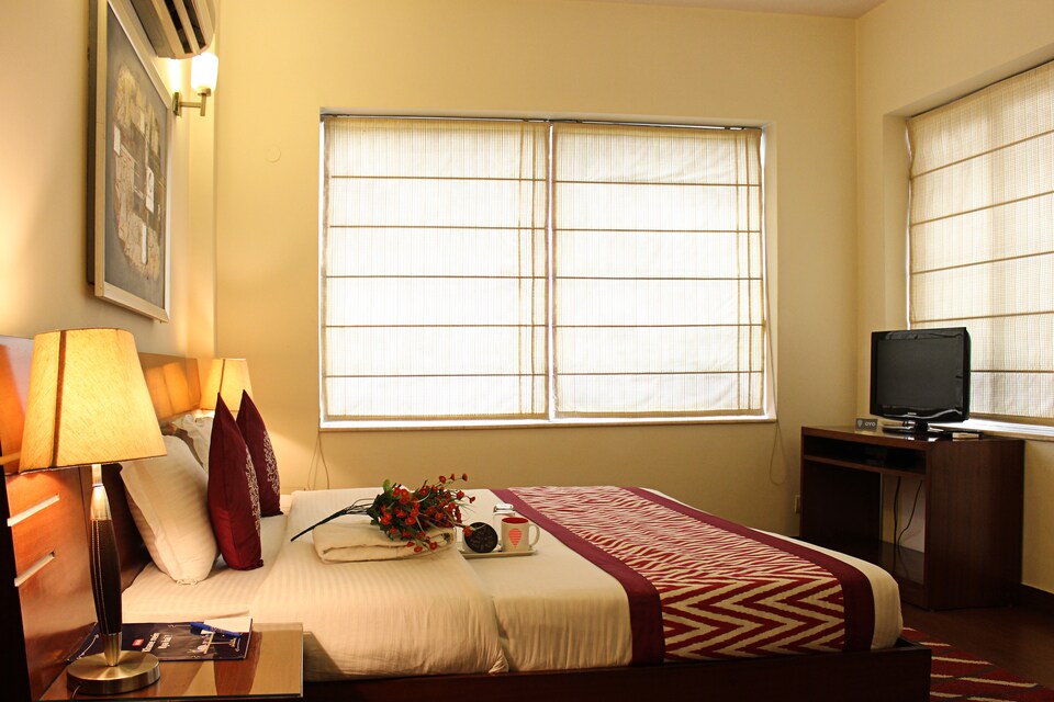 OYO 1207 Hotel Ahuja Residency, Pragati Maidan Delhi, Delhi