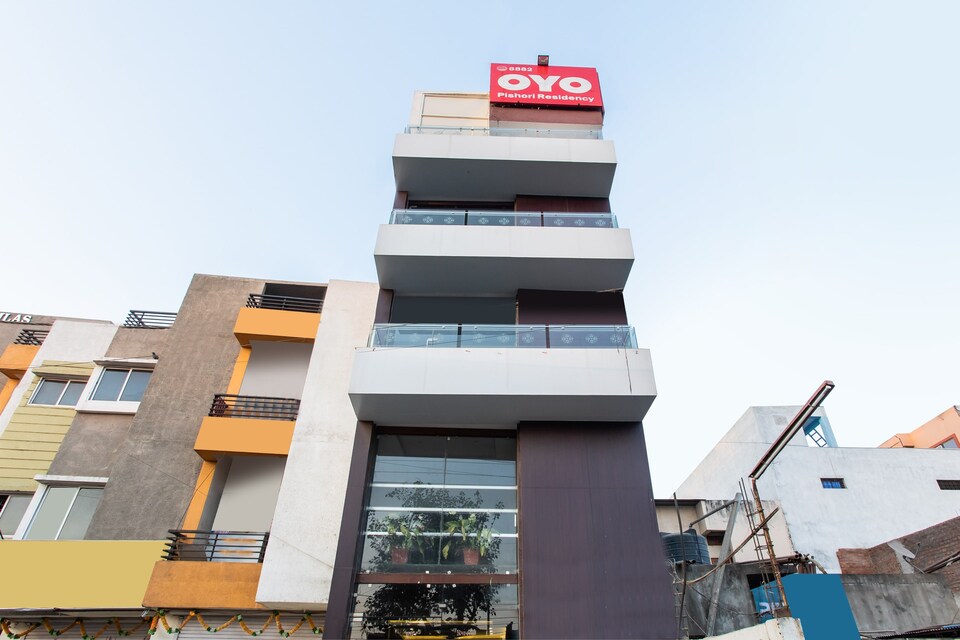 Capital O 8882 Hotel Pishori Residency, Bhawarkua Indore, Indore
