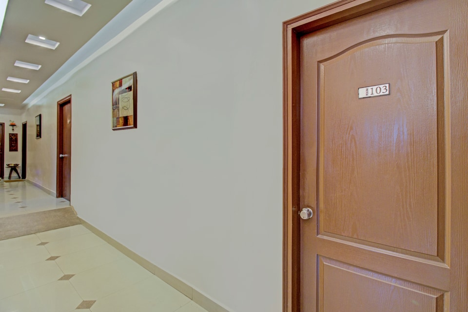 OYO Flagship 9018 The Residency, JP Nagar Bangalore, Bangalore