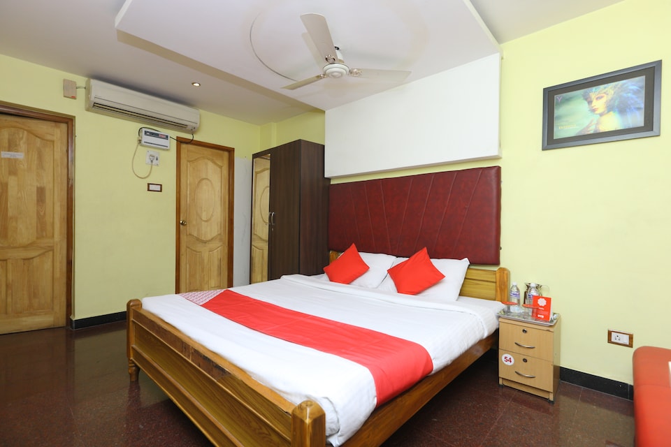 OYO 8973 Sai Ramesh Apartments, Madipakkam, Chennai