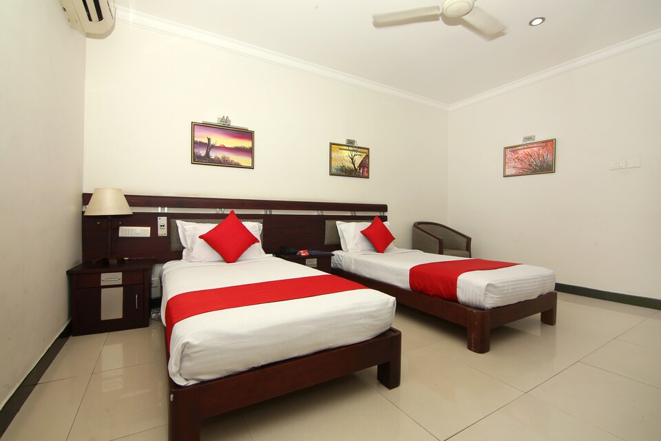 OYO 8892 Kadambari Regency, Airport Kochi, Kochi