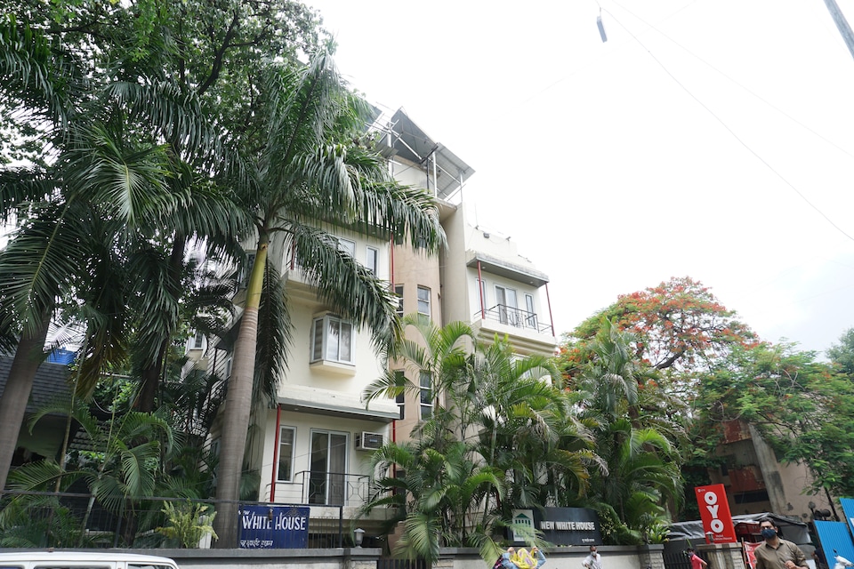 OYO Hotel New White House Near Inox, Koregaon Park Pune, Pune