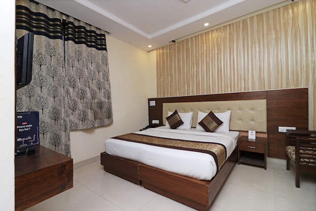 OYO Hotel Eden Greens Near Appu Ghar