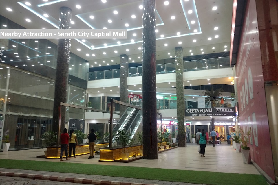 Collection O Sharath City Mall Formerly Delight Inn Gachibowli, Gachibowli, Hyderabad