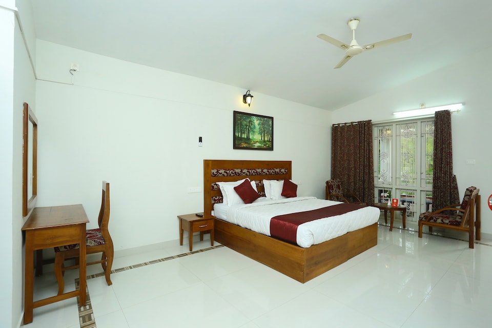 OYO Flagship 6777 Star Inn Residency, Kovalam Kerala, Kovalam