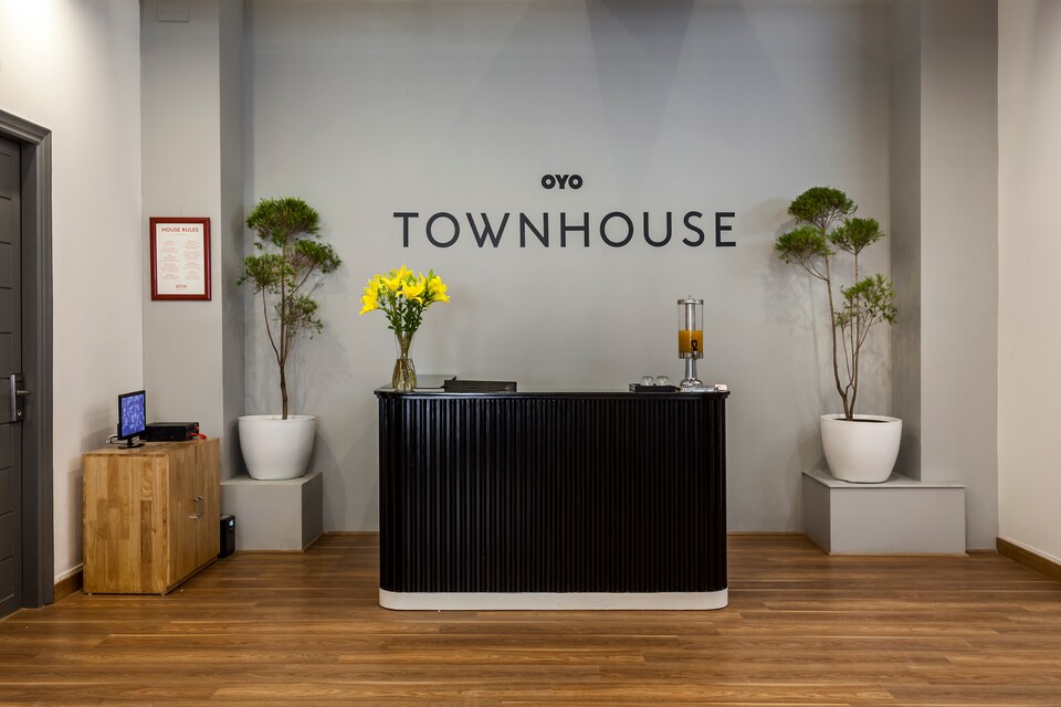 OYO Townhouse 010 East of Kailash, Nehru Place, Delhi