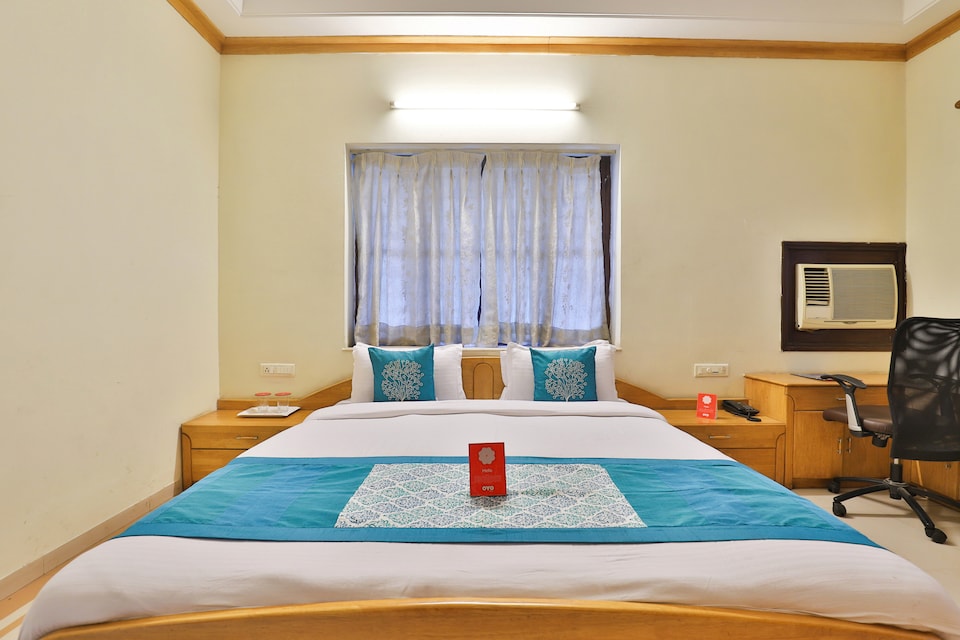 OYO 8949 Atman Bungalows, Vastrapur Ahmedabad, Ahmedabad