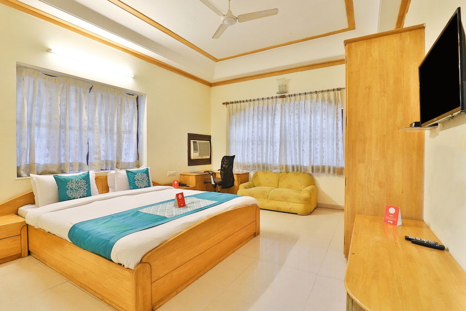 OYO 8949 Atman Bungalows, Vastrapur Ahmedabad, Ahmedabad