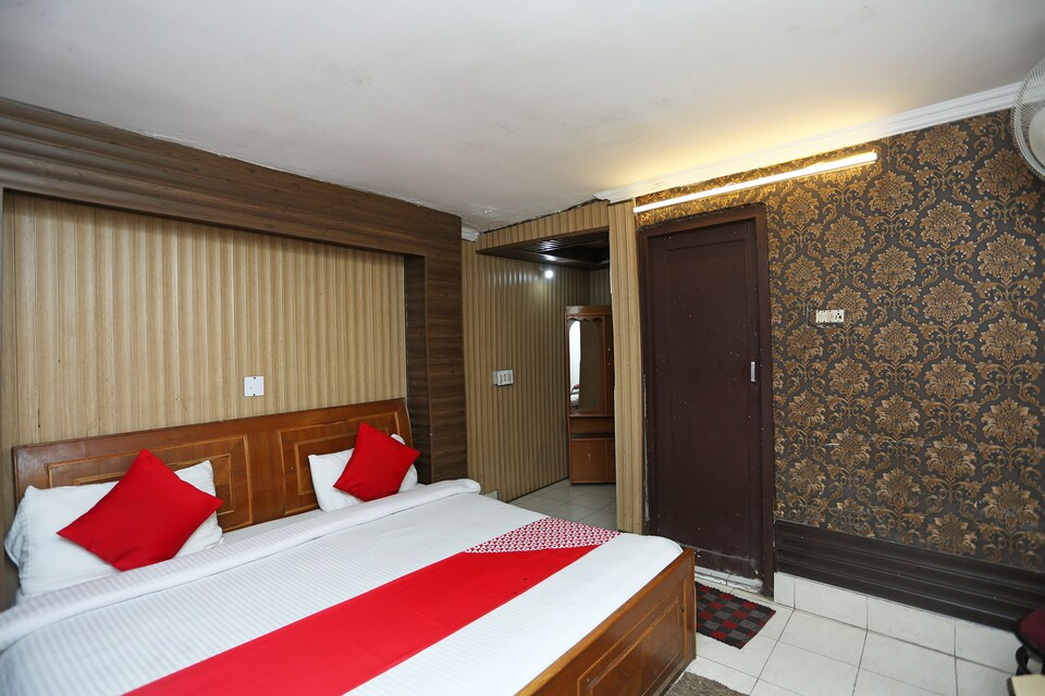 OYO 9452 Hotel Moonlight, Dalhousie, Dalhousie