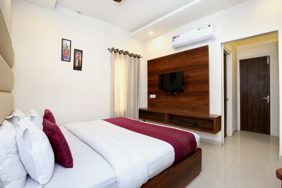 OYO 8954 Hotel Joy, Mohali, Mohali