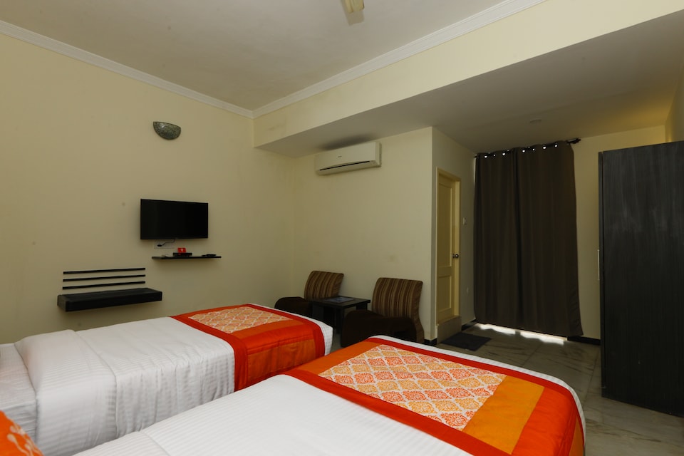 Flagship Us Consulate Near Ags Cinemas T Nagar, Nungambakkam Chennai, Chennai