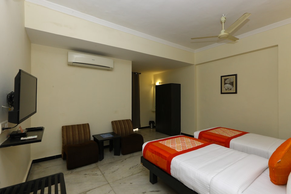 Flagship Us Consulate Near Ags Cinemas T Nagar, Nungambakkam Chennai, Chennai