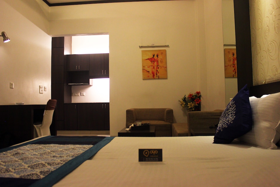 OYO Rooms 214 Sector 54, Golf Course Road, गुड़गांव
