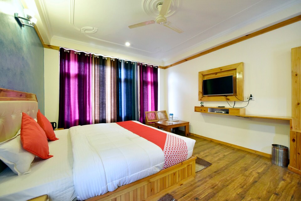 OYO 8962 Hotel Mai Vrindavan, Naggar Road, Manali