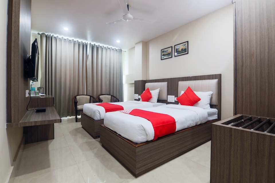 OYO 9468 Hotel Jironi, Jorhat, Jorhat
