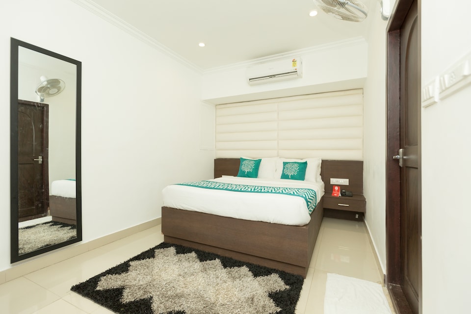 OYO 9122 Hotel Ivory Grande, Kalpetta, Wayanad