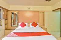 OYO Royal Guest House Near Phoenix Marketcity - Viman Nagar