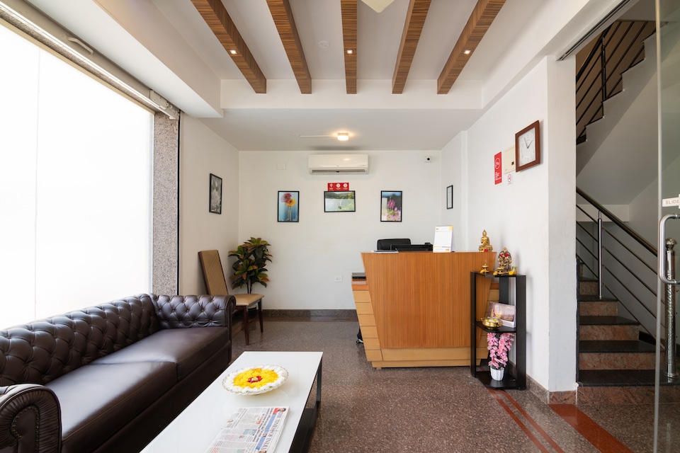 OYO 4428 Crystal Suites, HSR Bommanahalli Bangalore-II, Bangalore