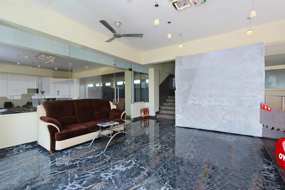 OYO 4429 Vee Suites, Airport Road Bangalore-II, Bangalore