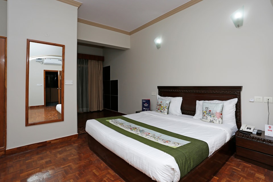 OYO 9100 The Naldehra Hotel, Mashobra-Naldera, Shimla