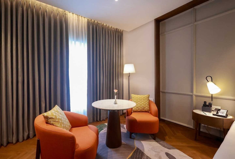 HOTEL O SHIVAAY PALACE, Airport Delhi, Delhi Transit